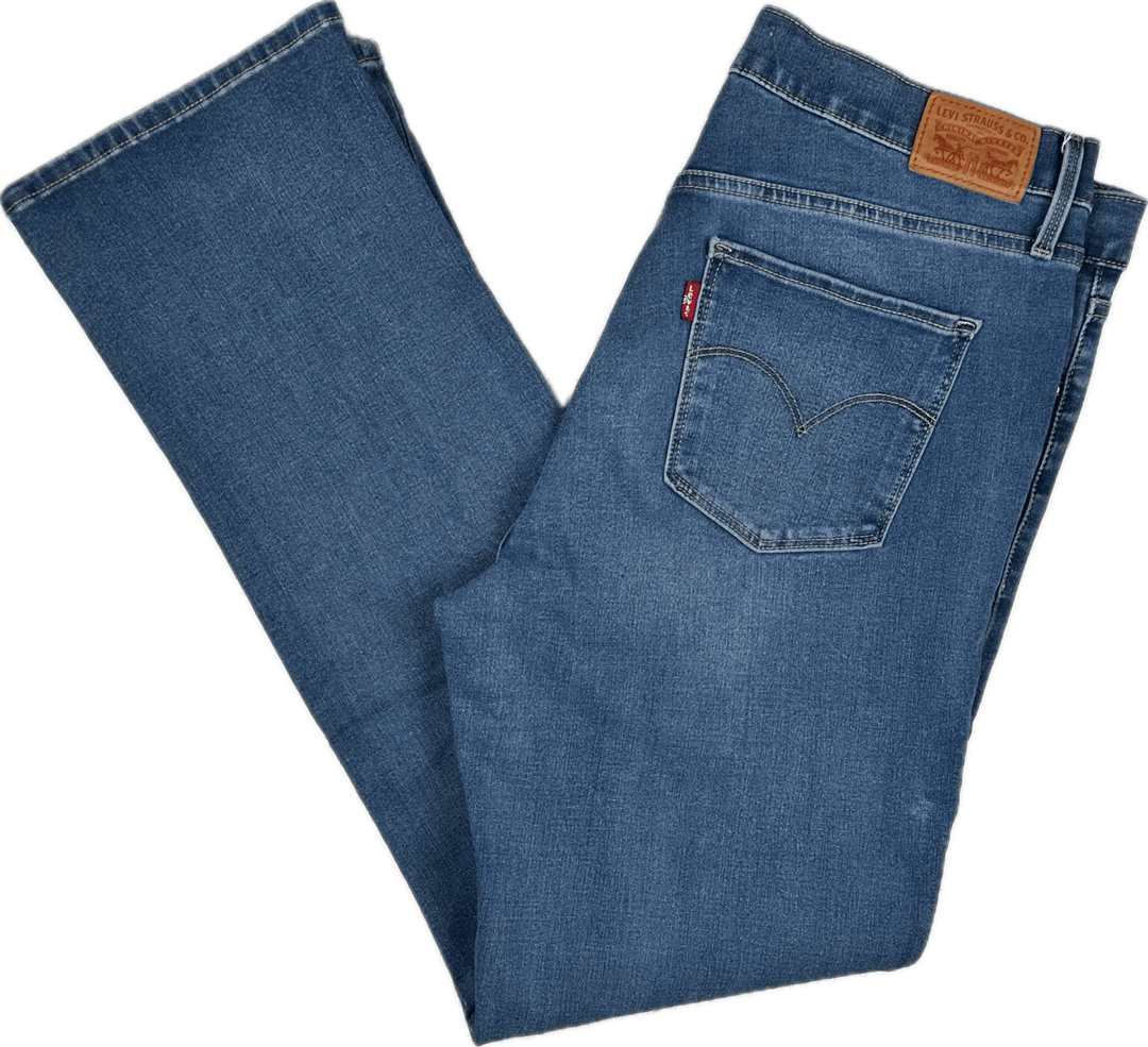 Levis 314 Shaping Ladies Straight Jeans - Size 32 (14AU)