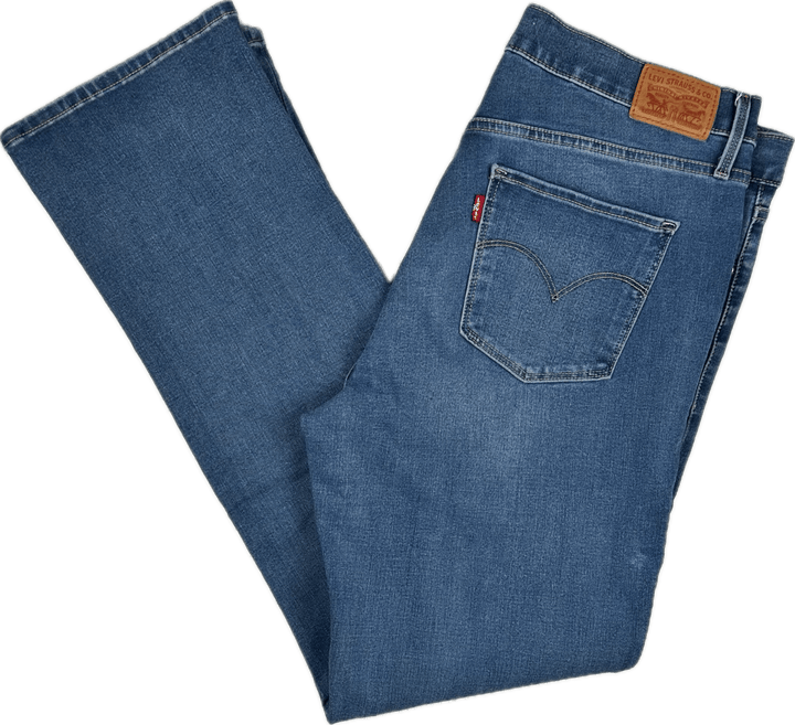 Levis 314 Shaping Ladies Straight Jeans - Size 32 (14AU)