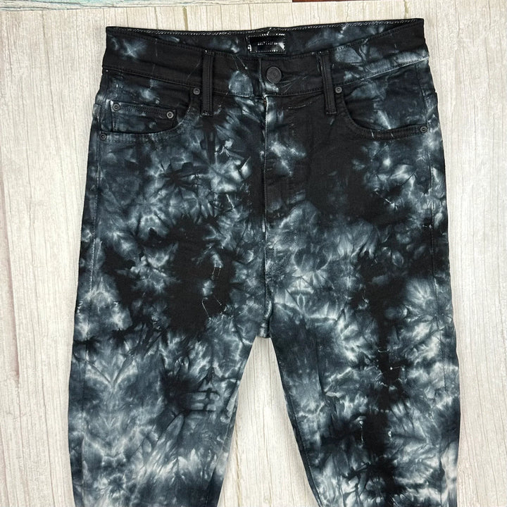 Mother 'The Super Swooner' Winding Paths Jeans - Size 26