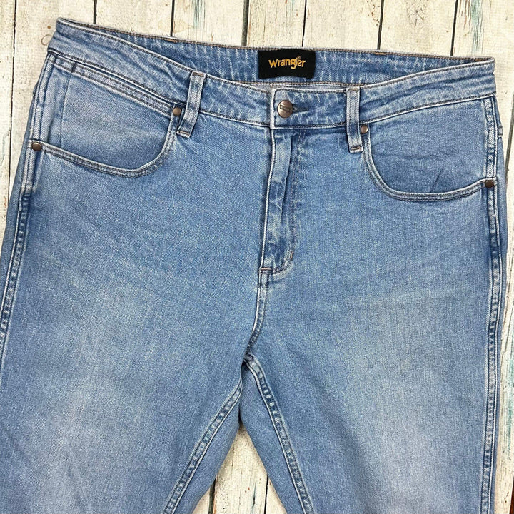 Wrangler 'Stomper' Mens Slim Fit Vintage Wash Jeans - Size 34 - Jean Pool
