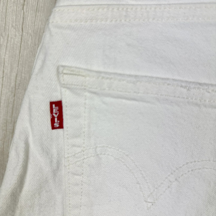 Levis Ladies ‘Ribcage Straight Ankle’ White Jeans  - Size 24