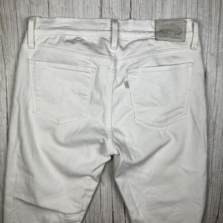 Levis 710 Super Skinny Mid Rise White Jeans - Size 28