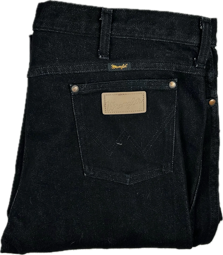 Wrangler Mens Black Classic Jeans - Size 40S