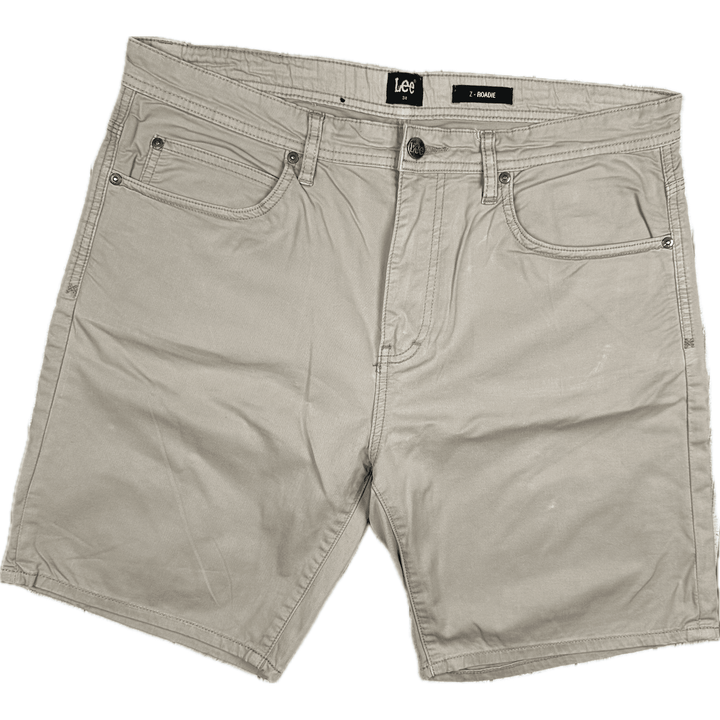 Lee Mens 'Z-Roadie' Beige Stretch Shorts -Size 34 - Jean Pool