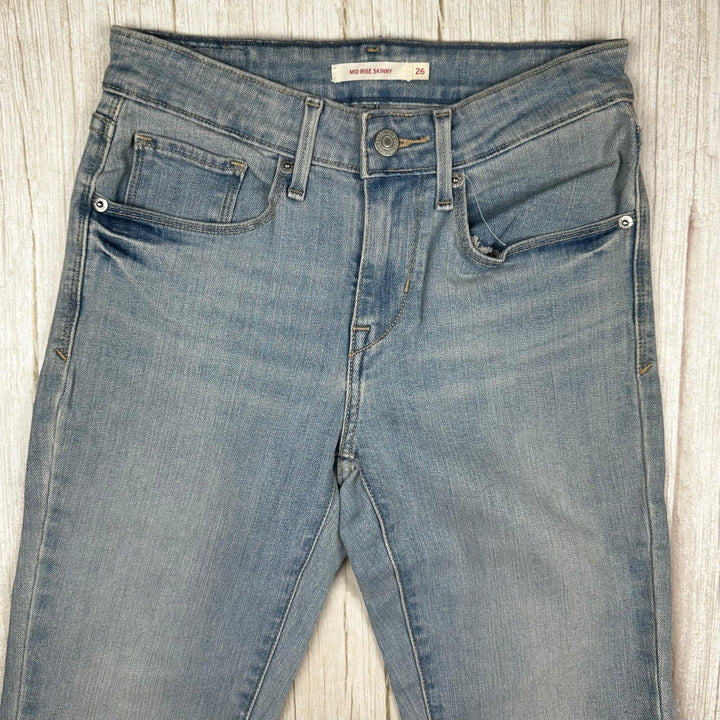 Levis 'Mid Rise Skinny' Slim fit Jeans -Size 26