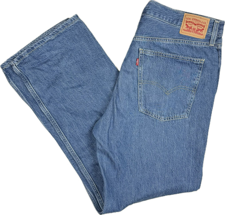 Levis Ladies ‘Low Pro Straight ’ Jeans - Size 31