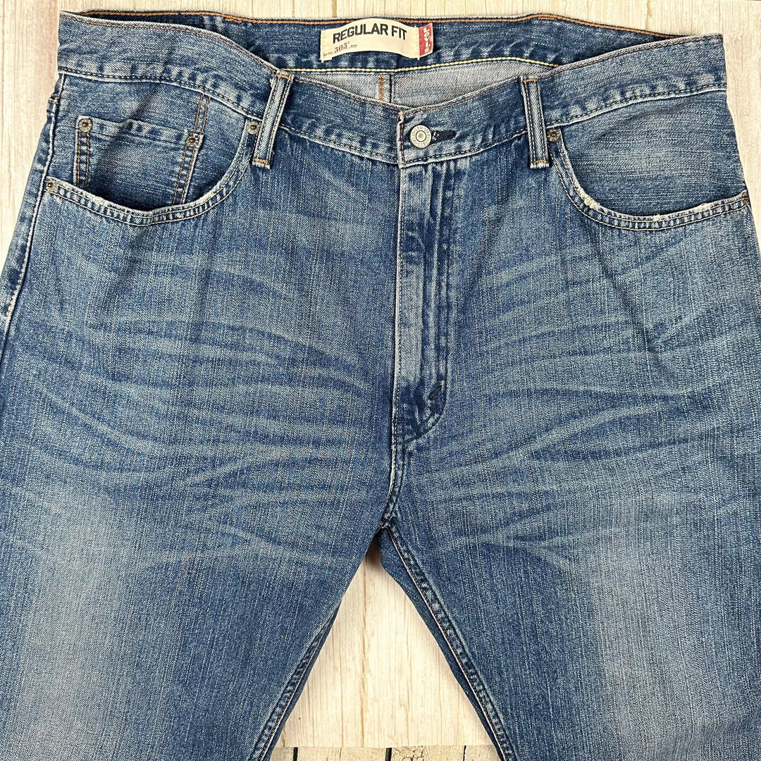 Levis 505 Mid Blue Wash Regular Fit -Size 38/28 - Jean Pool