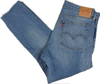 Levis ‘Wedgie Straight’ Ladies Button Fly Denim Jeans   - Size 32