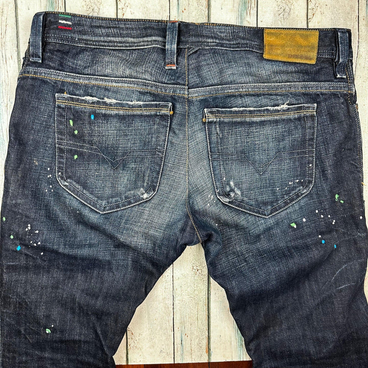 Diesel 'Thanaz' Slim Straight Mens Paint Jeans - Size 36 - Jean Pool