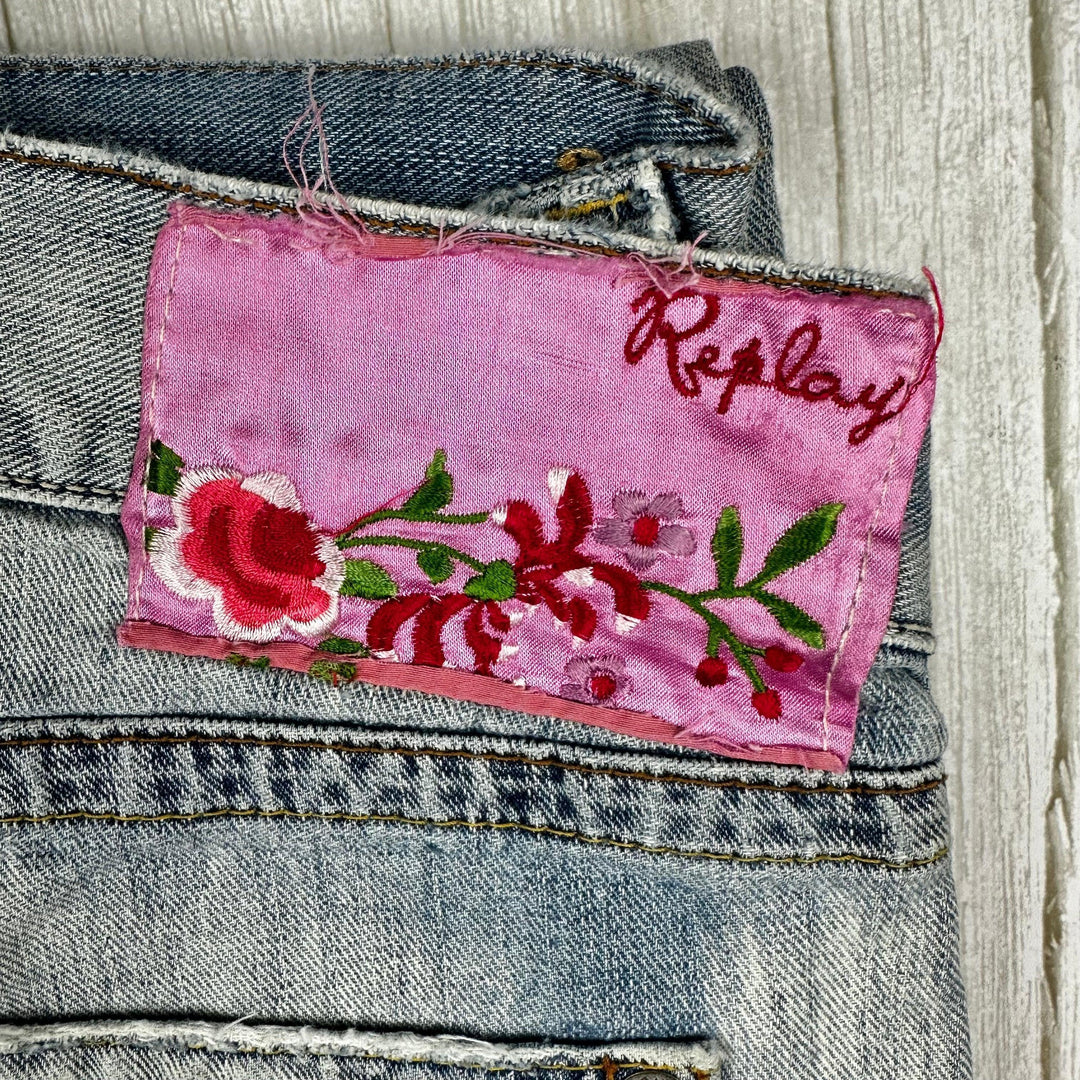 Replay Ladies Denim Rose Label Relaxed Fit Jeans- Suit Size 9/10