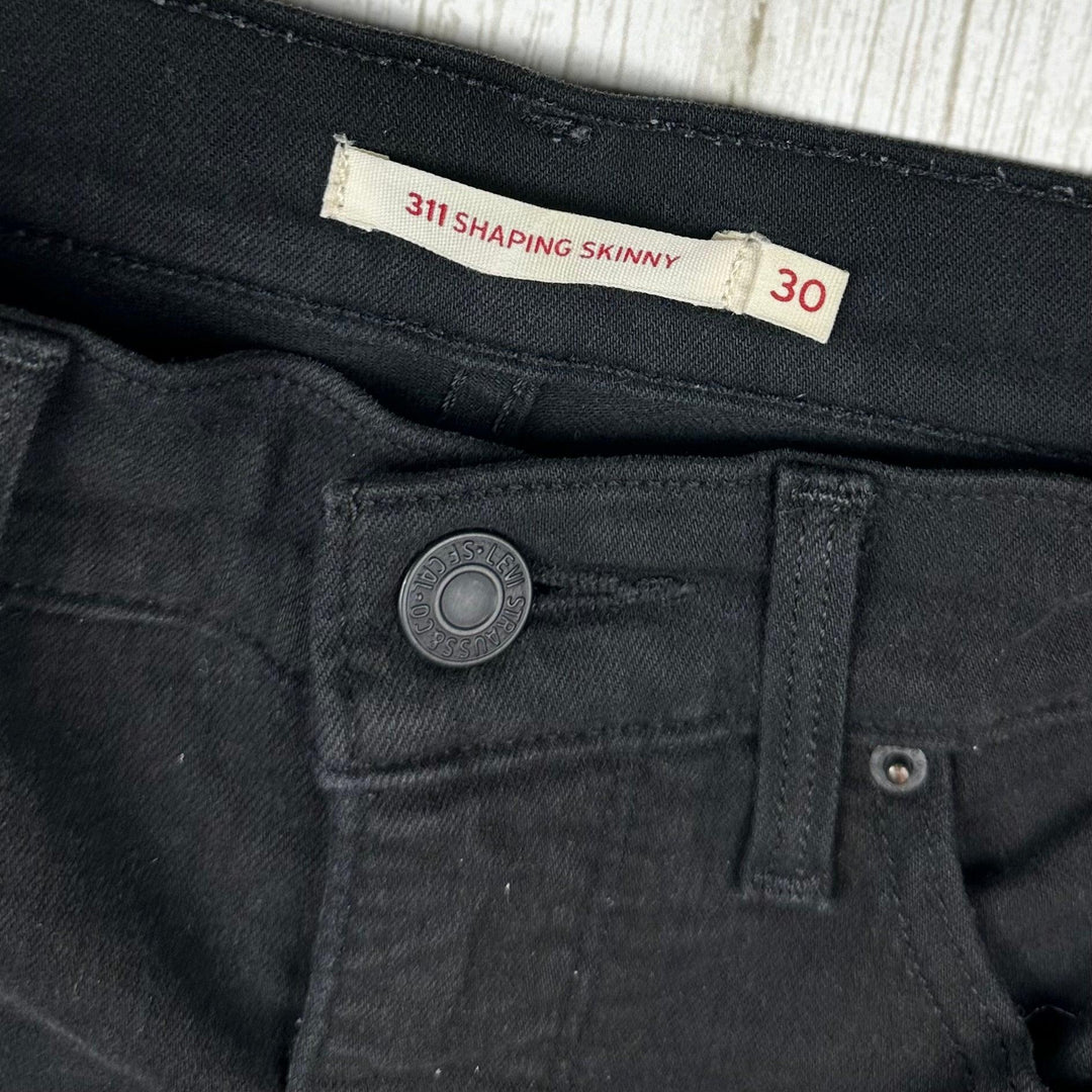 Ladies Levis 311 Black Shaping Skinny Jeans - Size 30 or 12AU