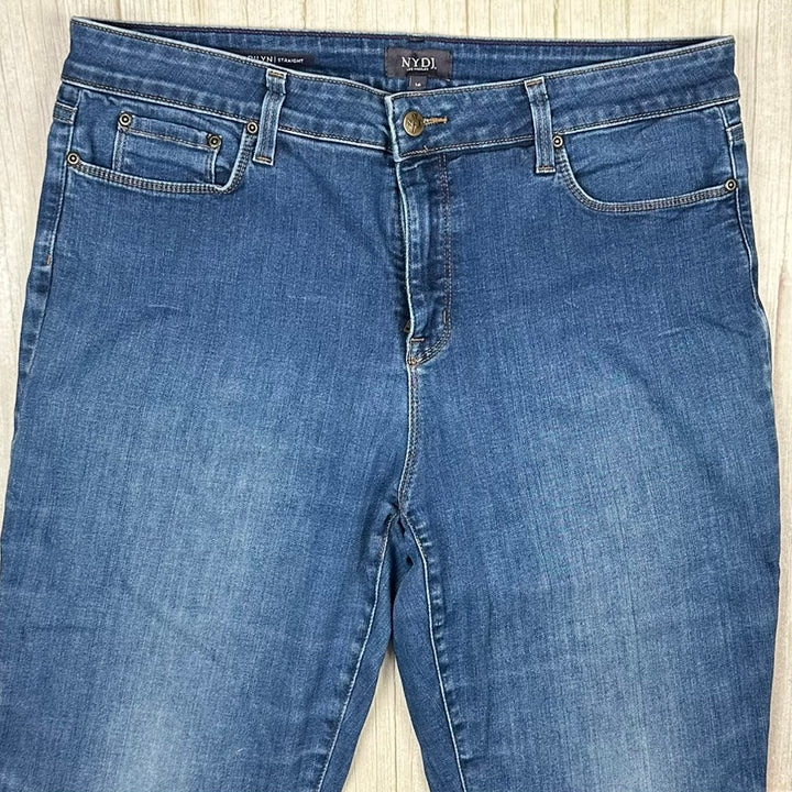 NYDJ - 'Lift & Tuck' MARILYN Straight Leg Jeans -Size 16US suit 20AU