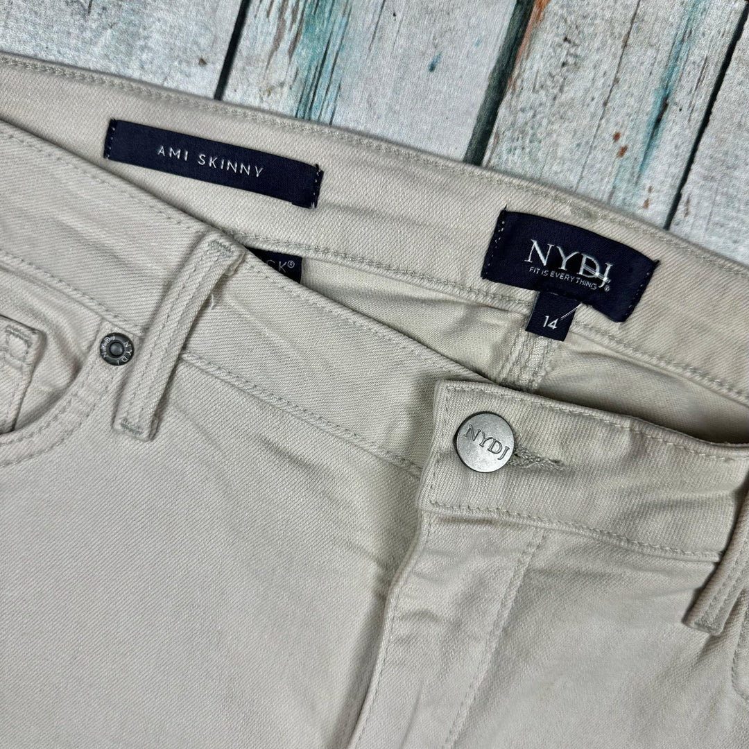 NYDJ 'Ami Skinny' Beige Strech Jeans -Size 14 US or 18 AU - Jean Pool