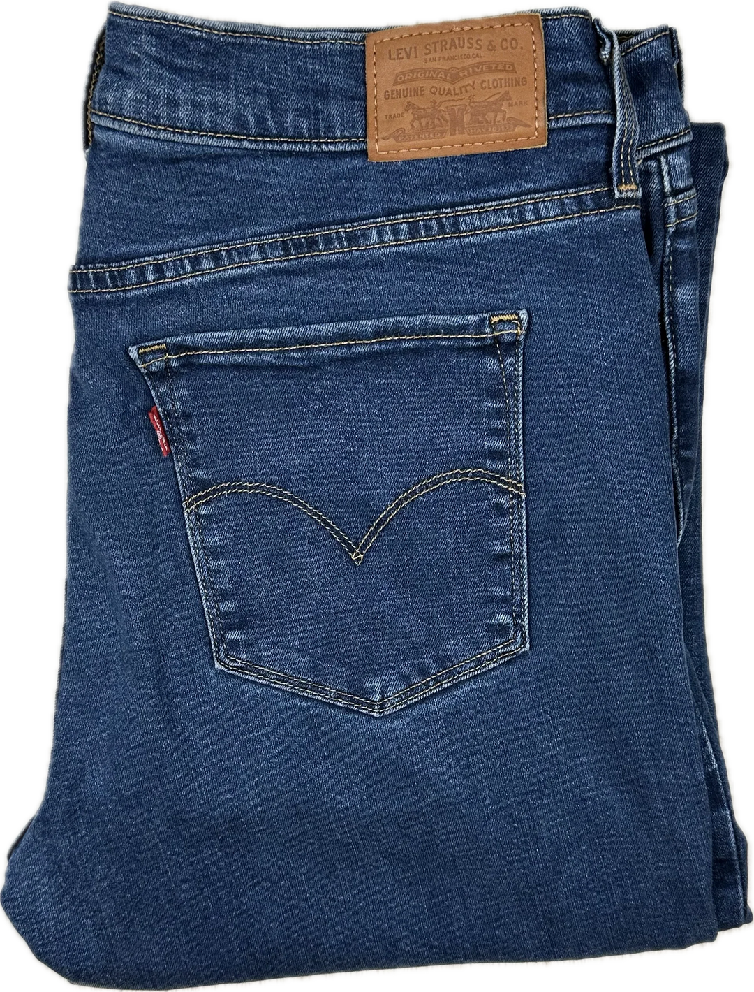 Levis 315 Shaping Boot Stretch Jeans- Size 32