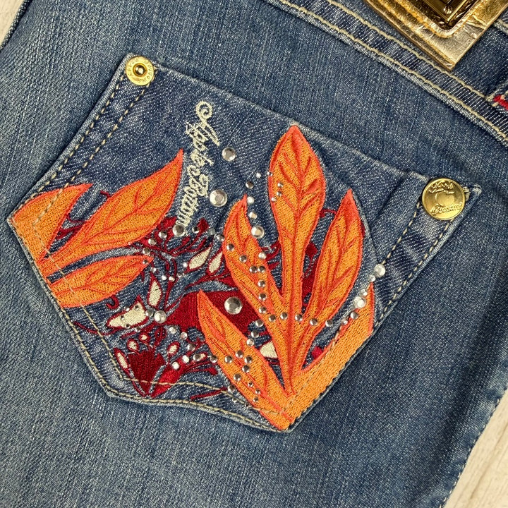 NWT - Apple Bottoms Iconic Embroidered Flare Jeans -Size 6/7