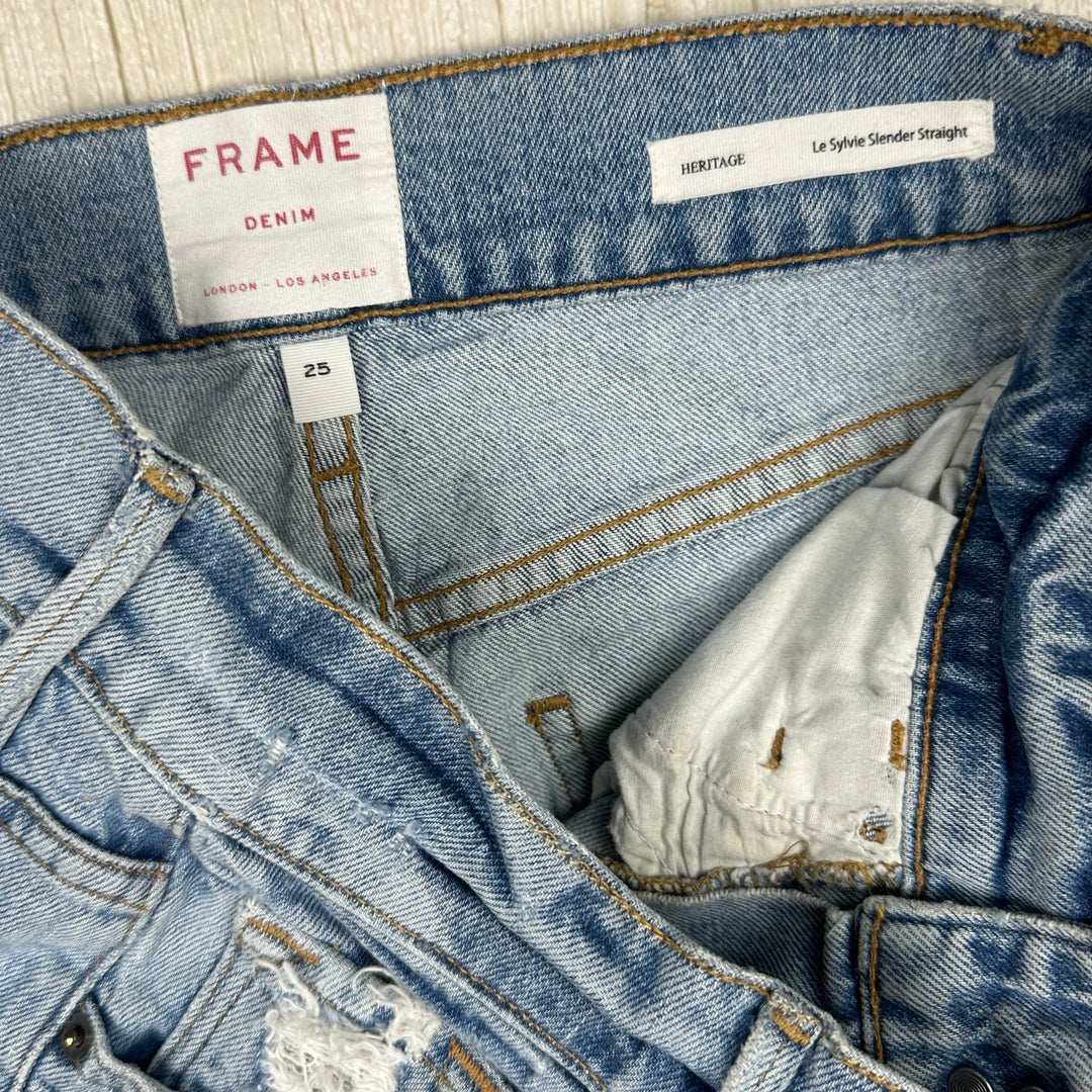 Frame Denim 'Le Sylvie Slender Straight' Bianca Jeans -Size 25