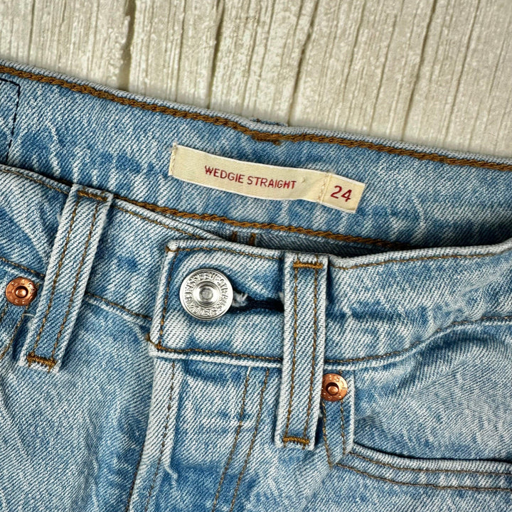 Ladies Levis ‘Wedgie Straight’ Premium Denim Jeans   - Size 24/28