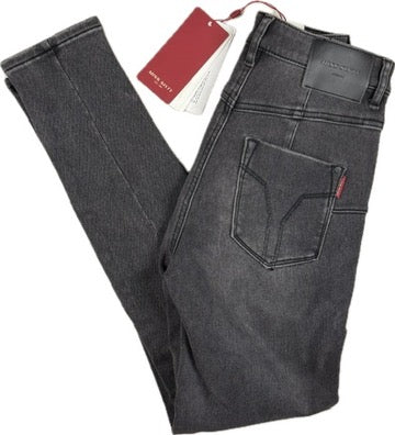 NWT- Miss Sixty 'Bettie Cropped' Skinny Jeans -Size 24