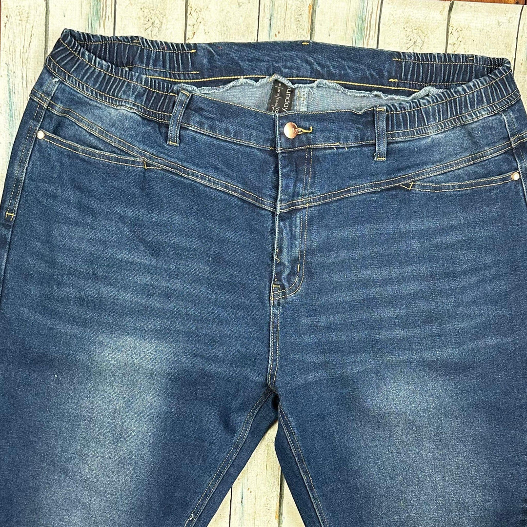 17 Sundays Australian Ladies Stretch Jeans - Size 18 - Jean Pool