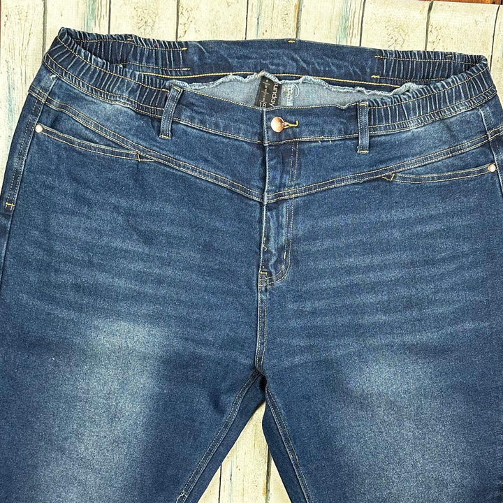 17 Sundays Australian Ladies Stretch Jeans - Size 18 - Jean Pool