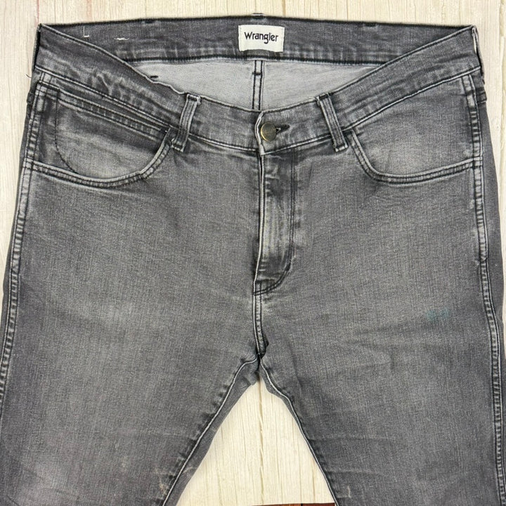 Wrangler 'Bryson' Mens Skinny Fit Jeans - Size 36R