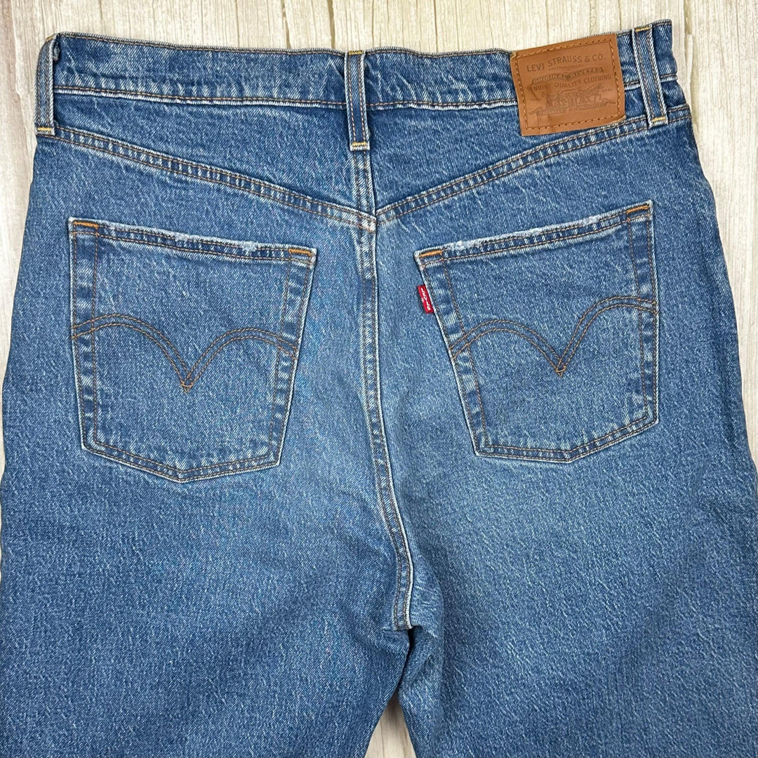 Levis Ladies ‘Ribcage Straight Ankle’ Jeans  - Size 31