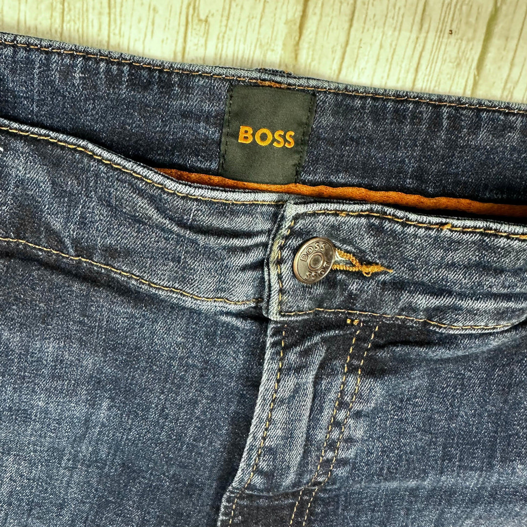 Hugo Boss Men's 'Maine' Regular Fit Jeans - Size 38/36