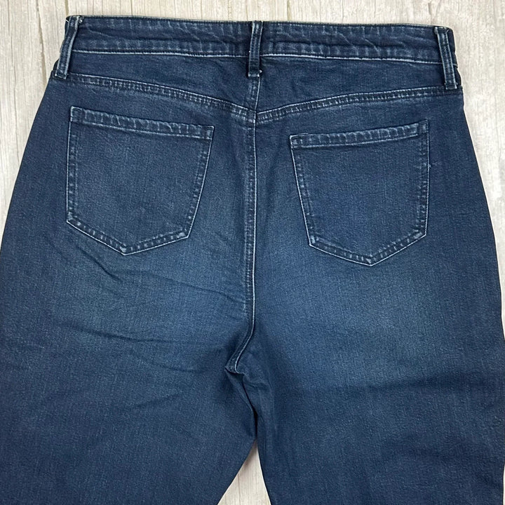 NYDJ 'Lift & Tuck' Relaxed Straight Leg Jeans -Size 10 US suit 14AU