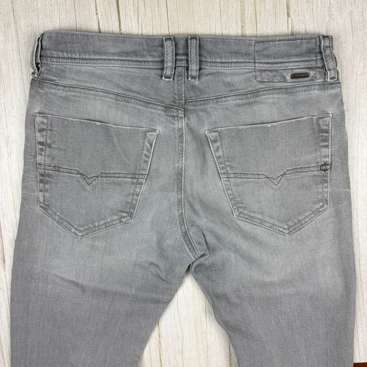 Diesel Mens 'Tepphar' Slim Carrot Grey Jeans - Size 32