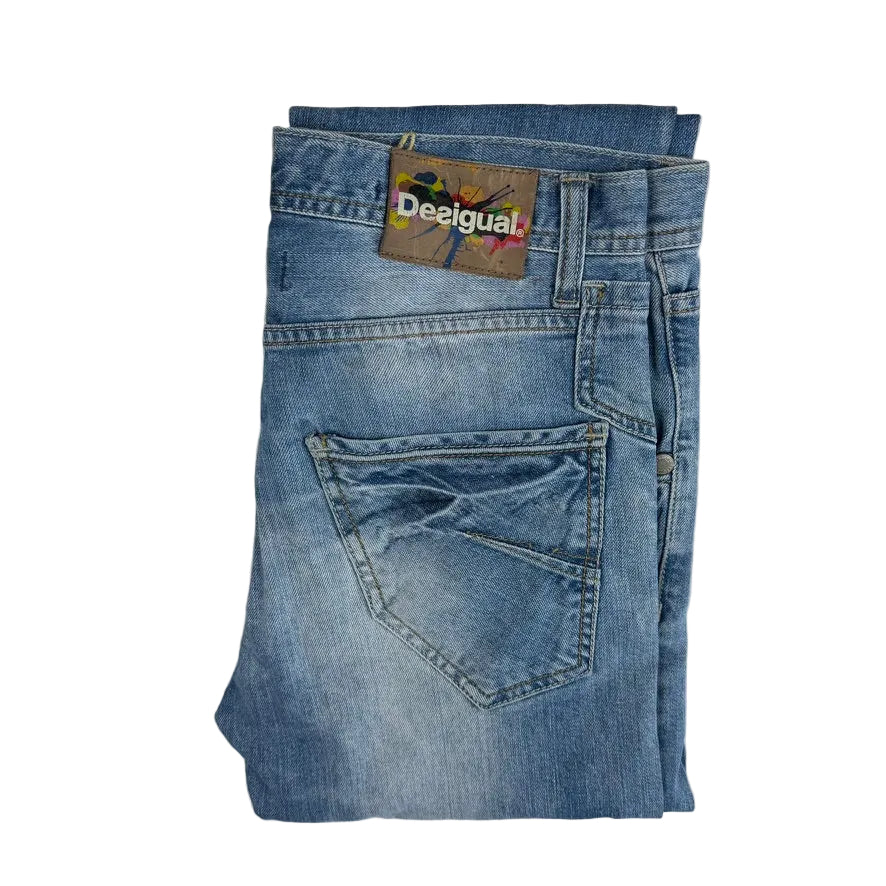 Desigual &