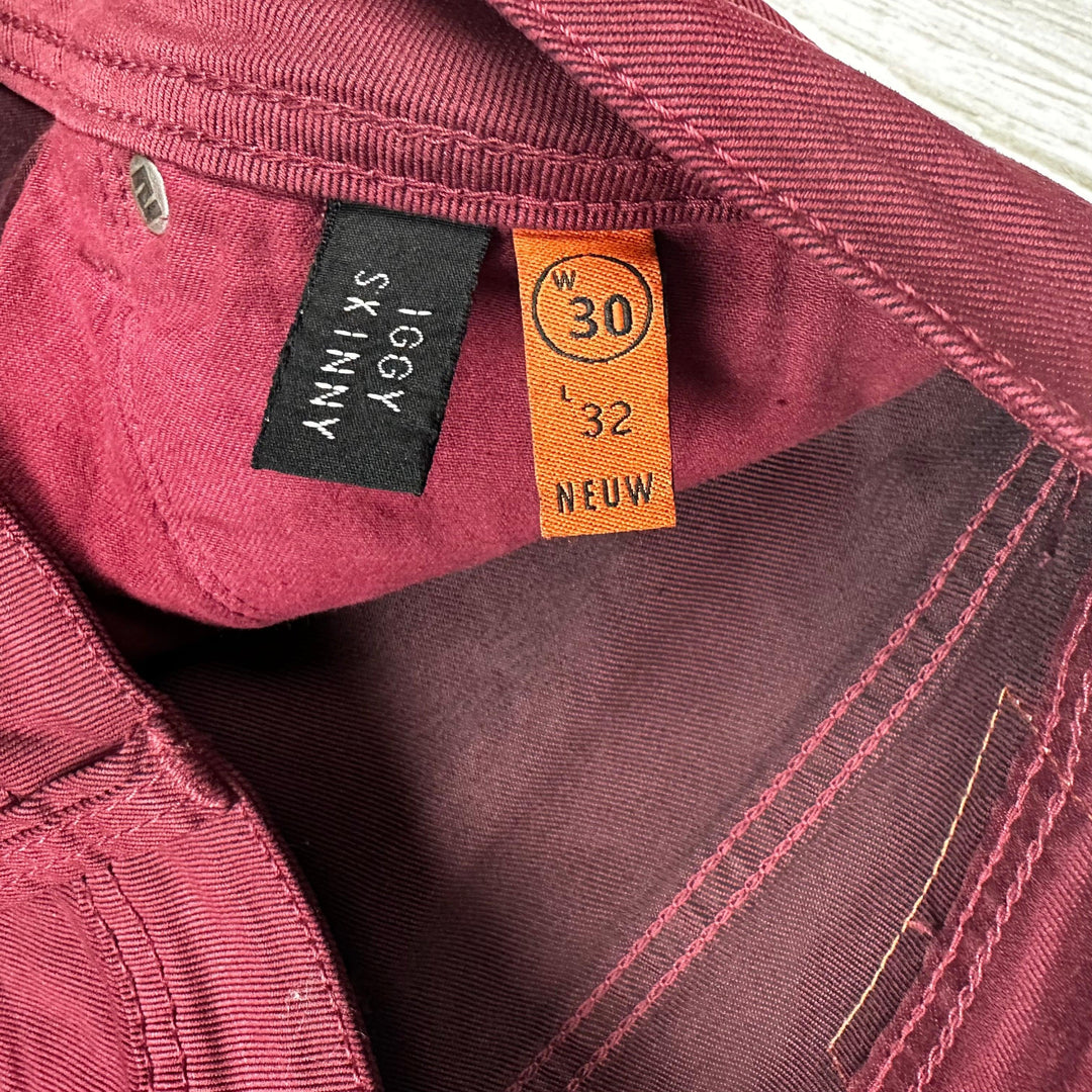 NEUW Mens 'IGGY Skinny' Burgundy Jeans - Size 30/32