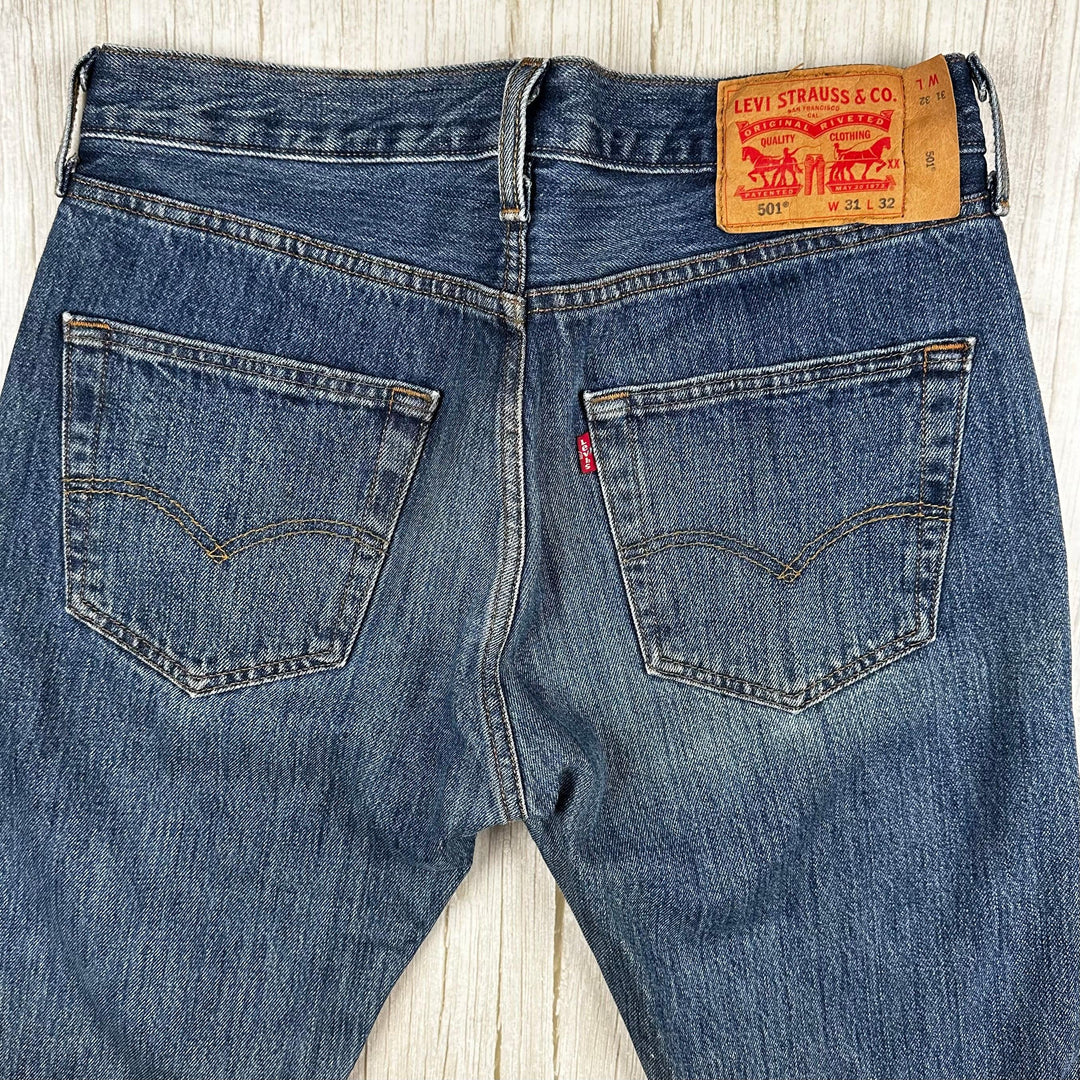 Levis 501 Mens Button Fly Denim Jeans - Size 31/32