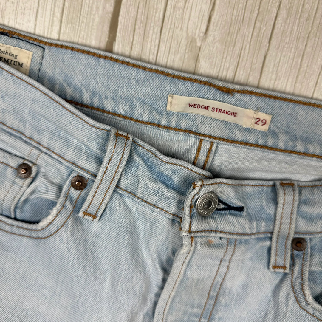Levis ‘Wedgie Straight’ Ladies Premium Denim Jeans  - Size 29