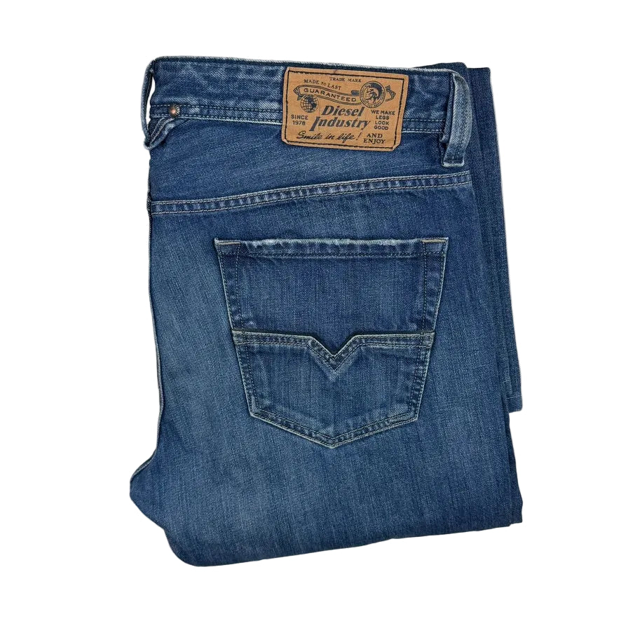 Diesel 'Larkee' Denim Regular Straight Jeans -Size 34/32