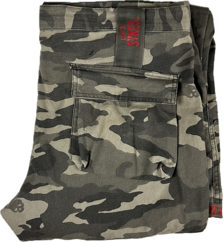 Levis Sykes Y2K Camo Cargo Pant-Size 36/34