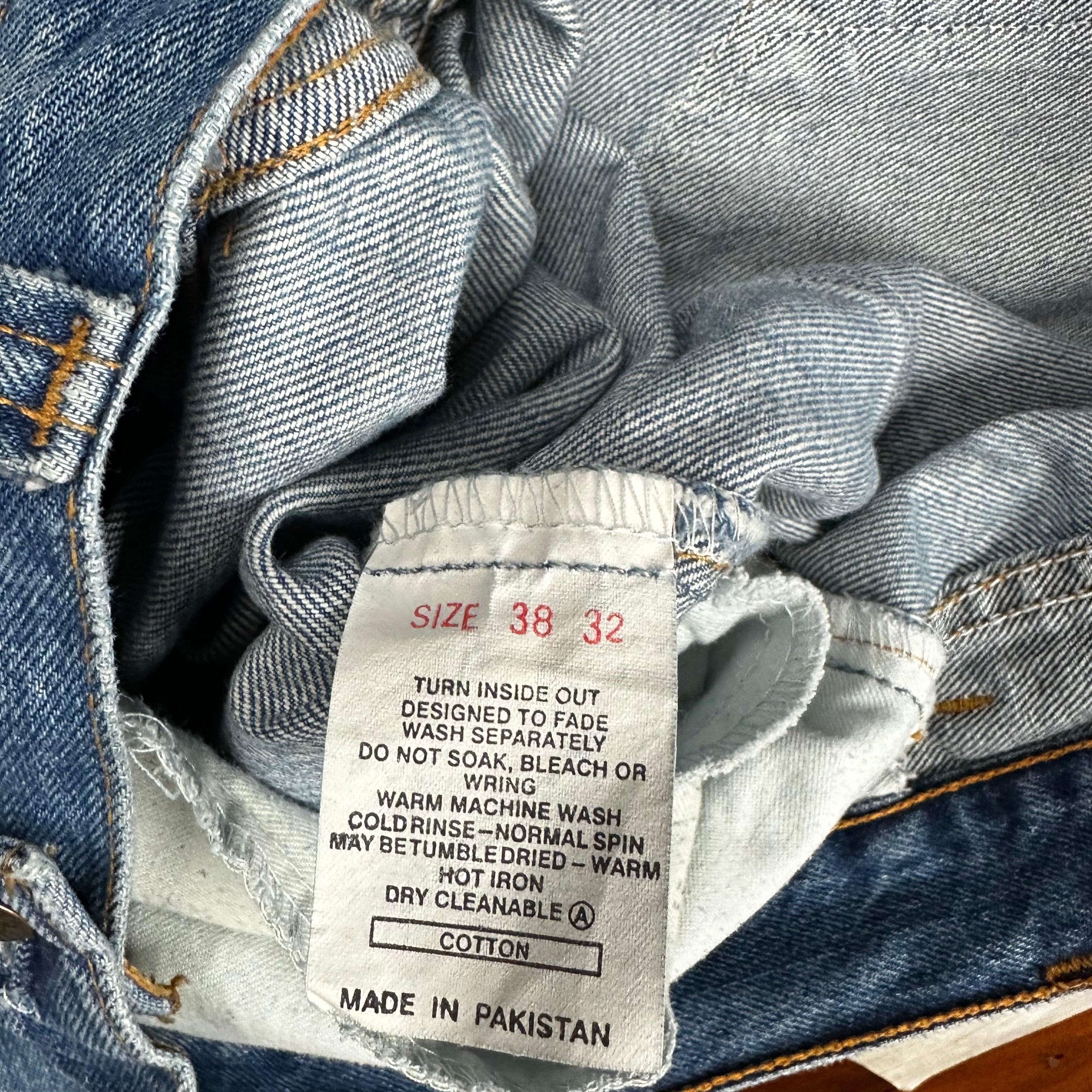 Selling Vintage Levi’s