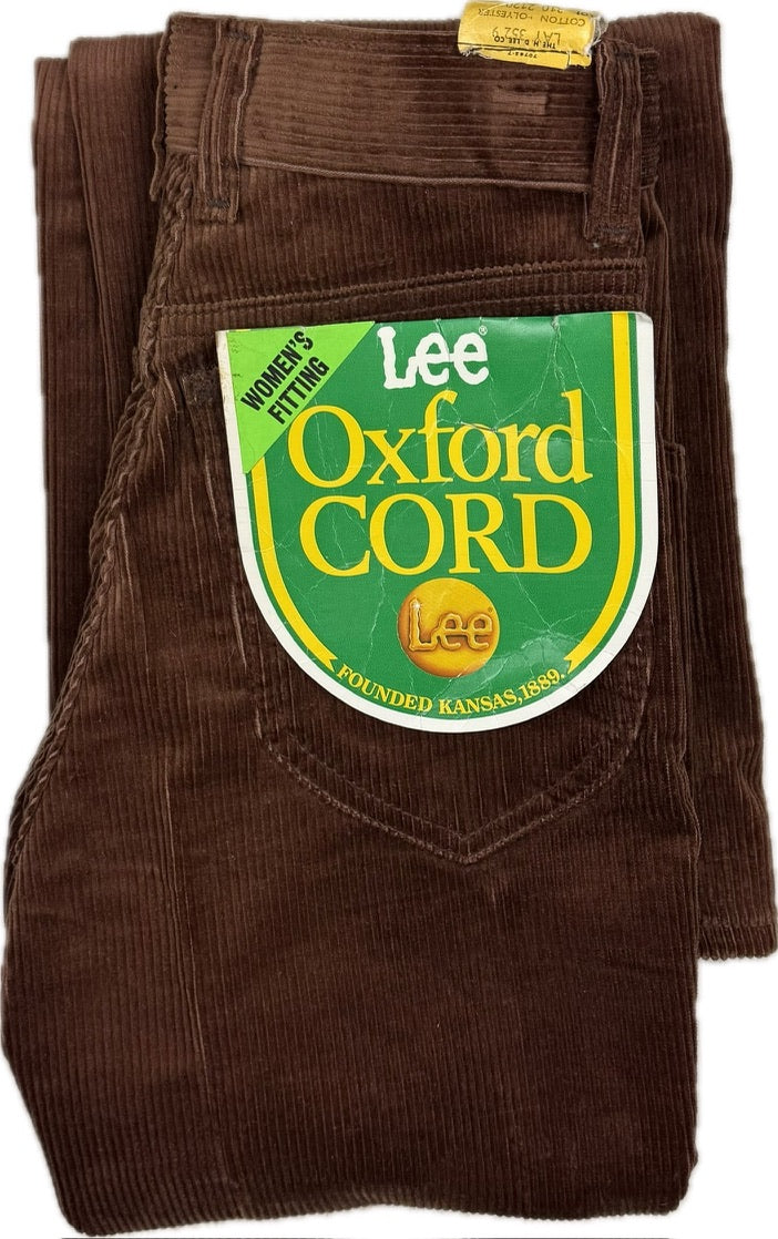 NWT-1970's Lee 'Oxford Cord' High Waist Ladies Deadstock Flares - Suit Size 6/7