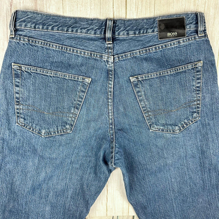Hugo Boss Men's 'Arkansas' Classic Fit Jeans - Size 36S - Jean Pool