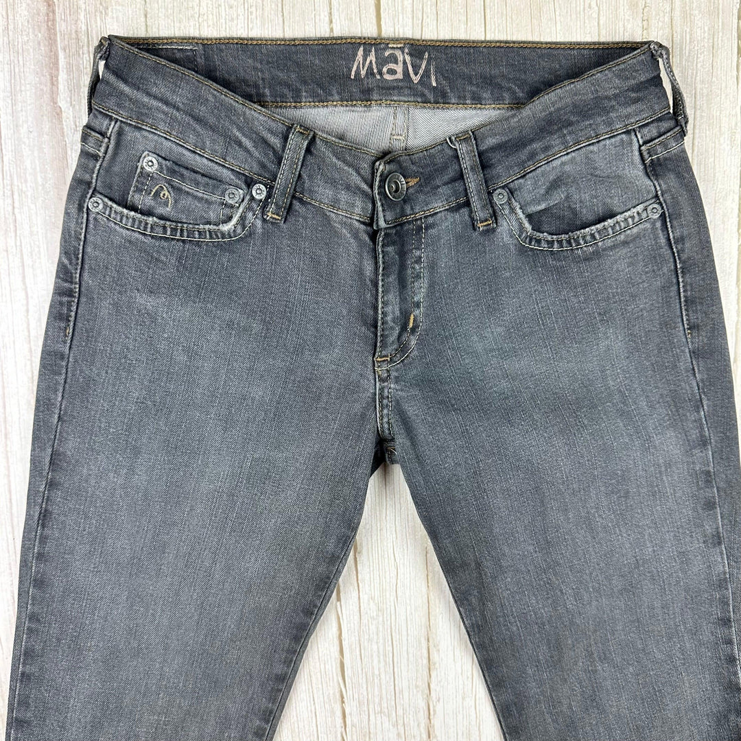 Mavi 'Lindy' Grey Straight Leg Low Rise Jeans - Size 27 - Jean Pool