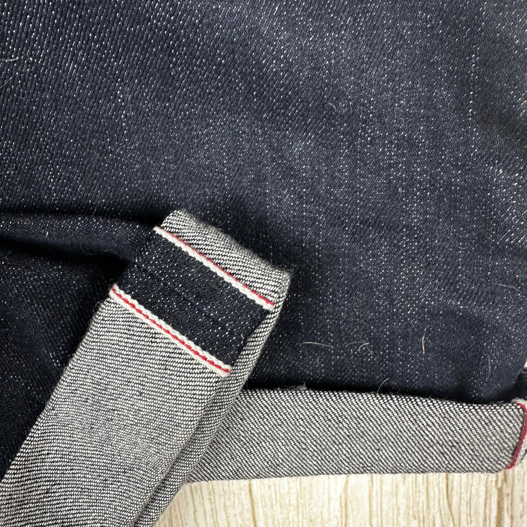 NWT- Guess Mens Slim Tapered Stretch Selvedge Jeans - Size 32R