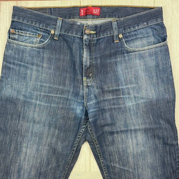 Levis 1990's Classic 527 Relaxed Bootcut Denim Jeans - Size 36L