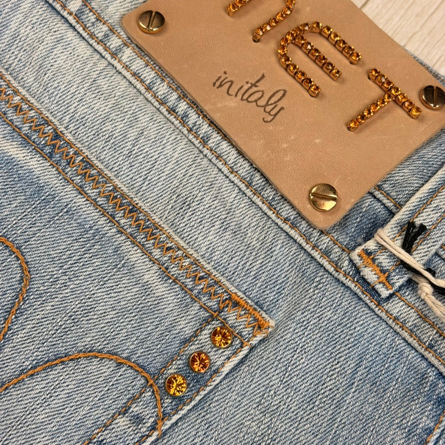 NWT- Italian MET Crystal Trim Low Rise Jeans- Size 30