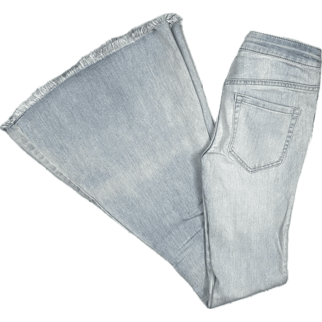 Free People Bell Bottom Low Rise Super Flare Jeans -Size 25" - Jean Pool