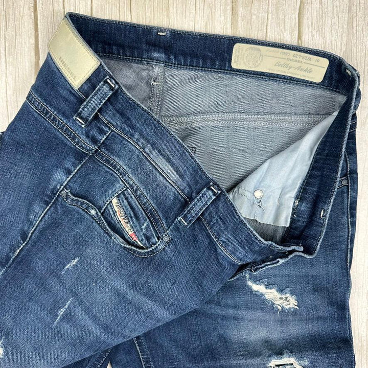 Diesel Ladies 'Belthy- Ankle' Crop Boyfriend Jeans -Size 28