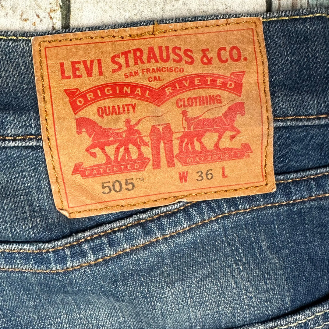 Levis 505 Mens Denim Shorts -Size 36 - Jean Pool