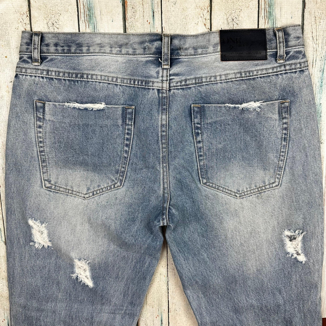 One Teaspoon Ladies Destroyed 'Awesome Baggies' Jeans - Size 31 or 13AU - Jean Pool