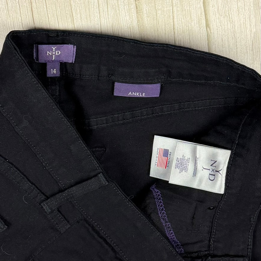 NYDJ  Black Stretch Ankle Jeans  -Size 14 US or 18 AU
