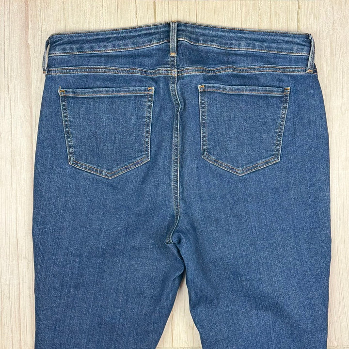 NYDJ - Lift & Tuck 'Sheri Slim' Straight Leg Jeans -Size 10 US suit AU 14