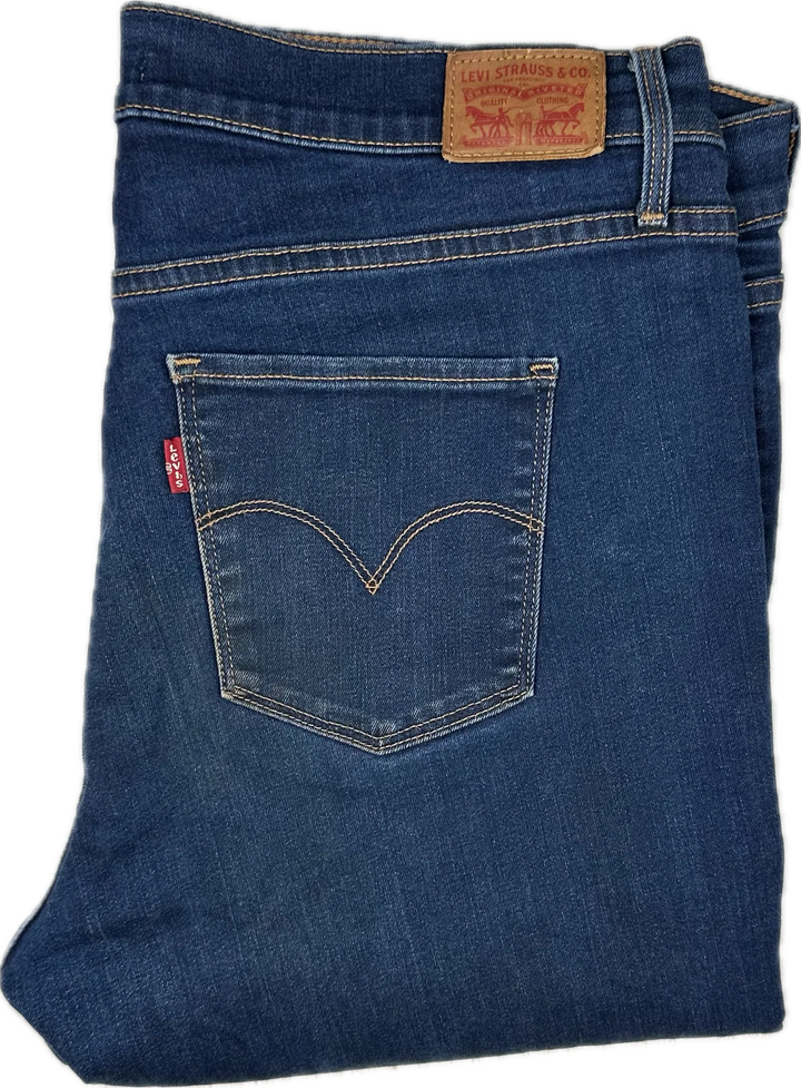 Levis 315 Shaping Bootcut Stretch Jeans- Size 34