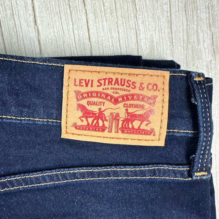 Ladies Levis 311 Shaping Skinny Jeans - Size 30 or 12AU - Jean Pool